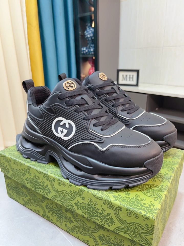 Gucci sz38-44 26